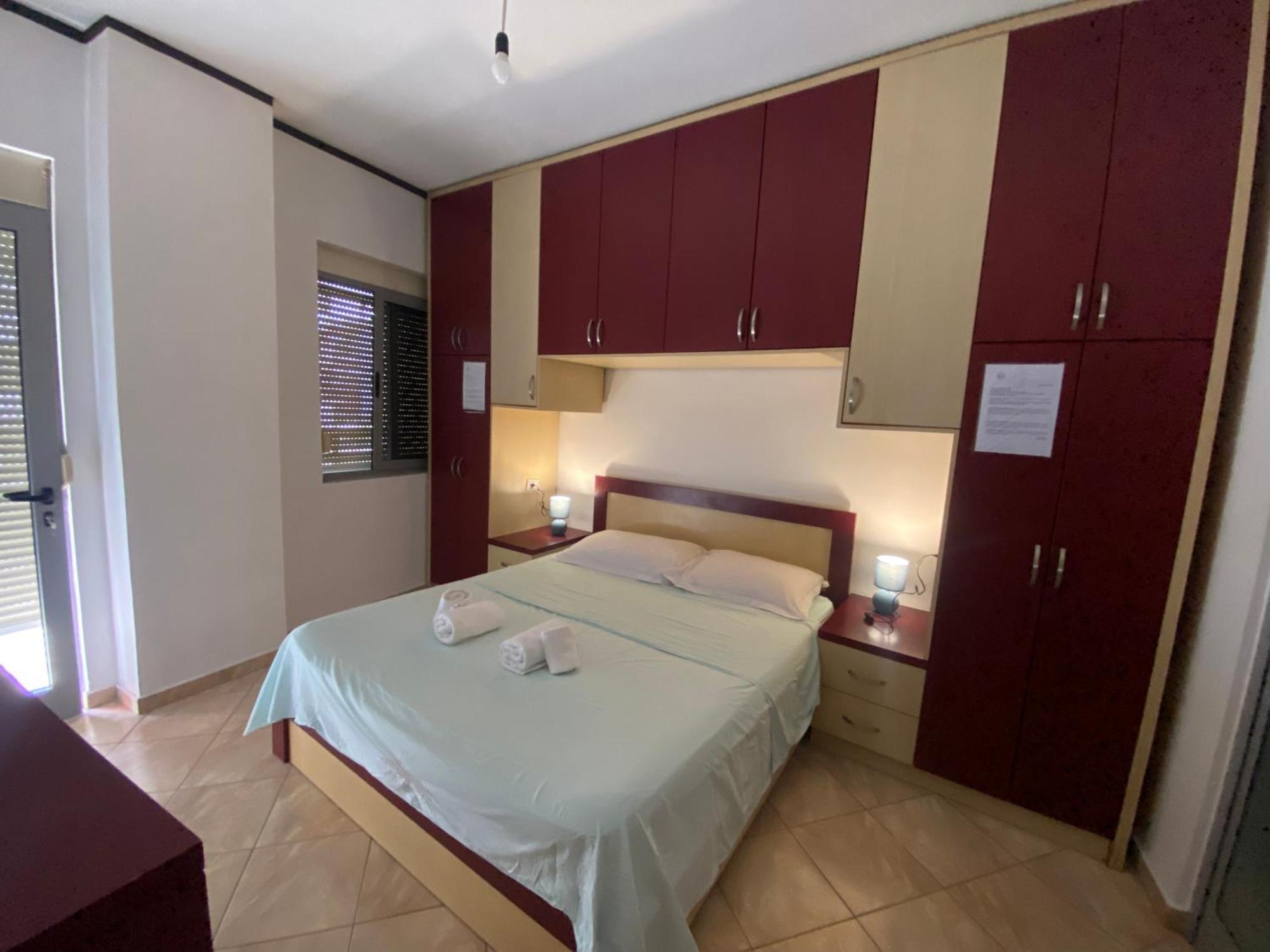Home Sweet Home - Guest House Yzberishti Buitenkant foto