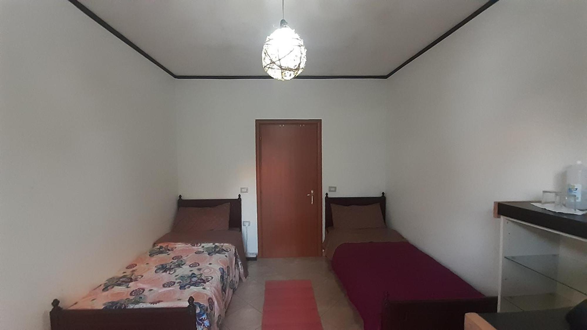 Home Sweet Home - Guest House Yzberishti Kamer foto